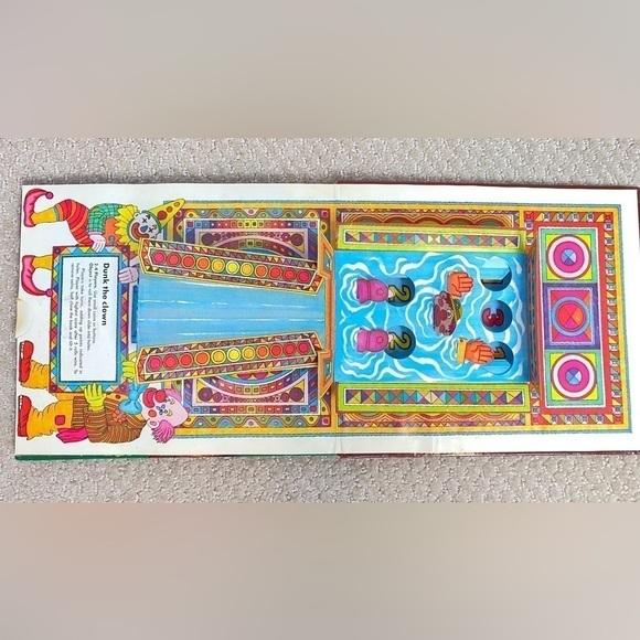 Worlds First Ever Pop Up Game book by Ron van Der Meer - Picture 6 of 8